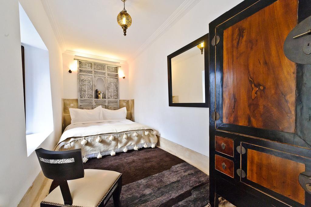 Chambre Double ou Lits Jumeaux avec Salle de Bains Privative