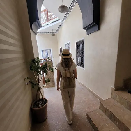Riad Hna Ben Saleh - Traditional Guest House Near Jemaa El-Fnaa Square-2