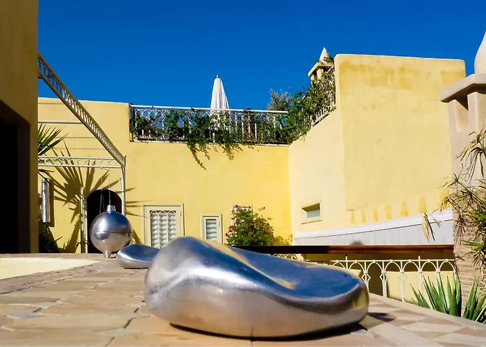 Luxury hotel only: Riad Cocoon